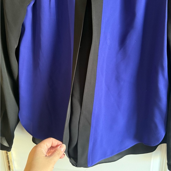 Elegant Black and Blue Women's Silk Top by Elie Tahari, size S, EUC! - Picture 5 of 11